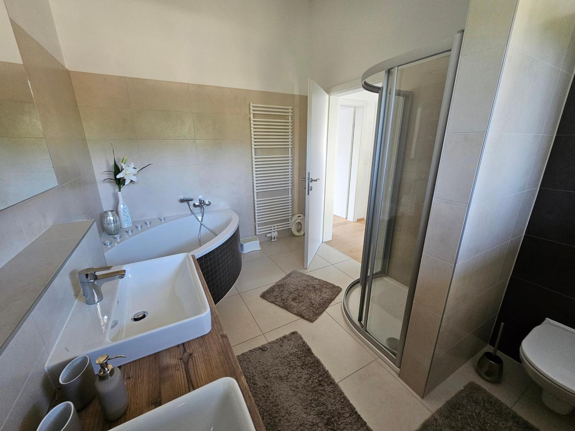 Cosy & Elegant Cityhouse With Garden Вена Экстерьер фото
